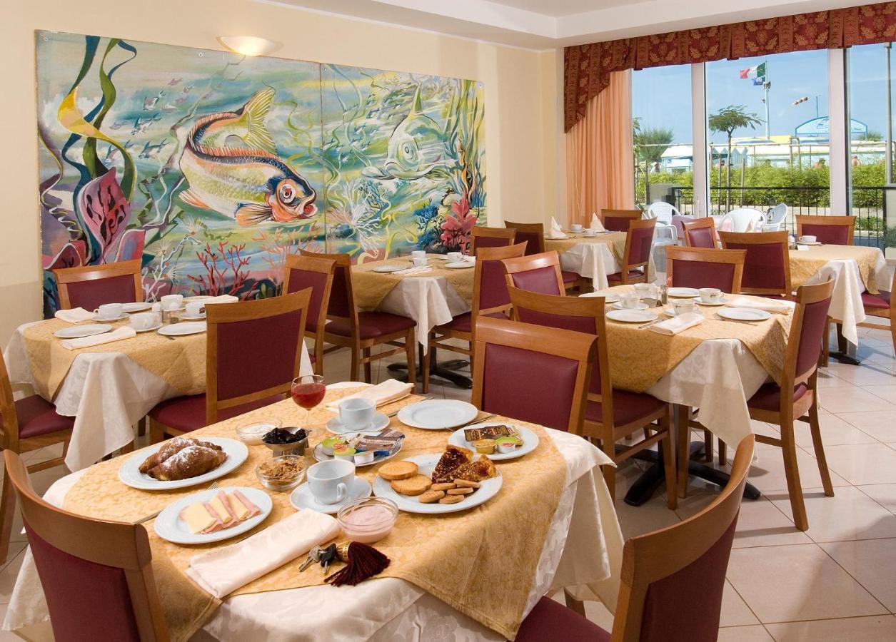 Hotel Belvedere Misano Adriatico Exteriér fotografie