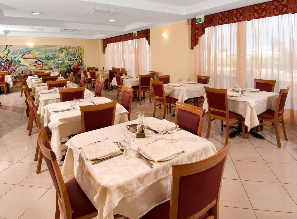 Hotel Belvedere Misano Adriatico Exteriér fotografie